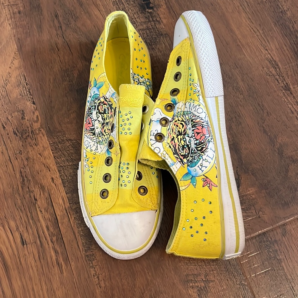 Ed Hardy Y2K Tiger and skull rhinestone shoe